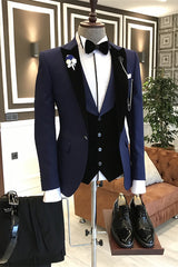 men-suit-bespoke-navy-blue-peaked-lapel-3-pieces-men-suits-for-business