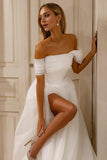 Gorgeous A-Line Strapless Sleeveless Split Wedding Dresses with Tulle Chapel Train