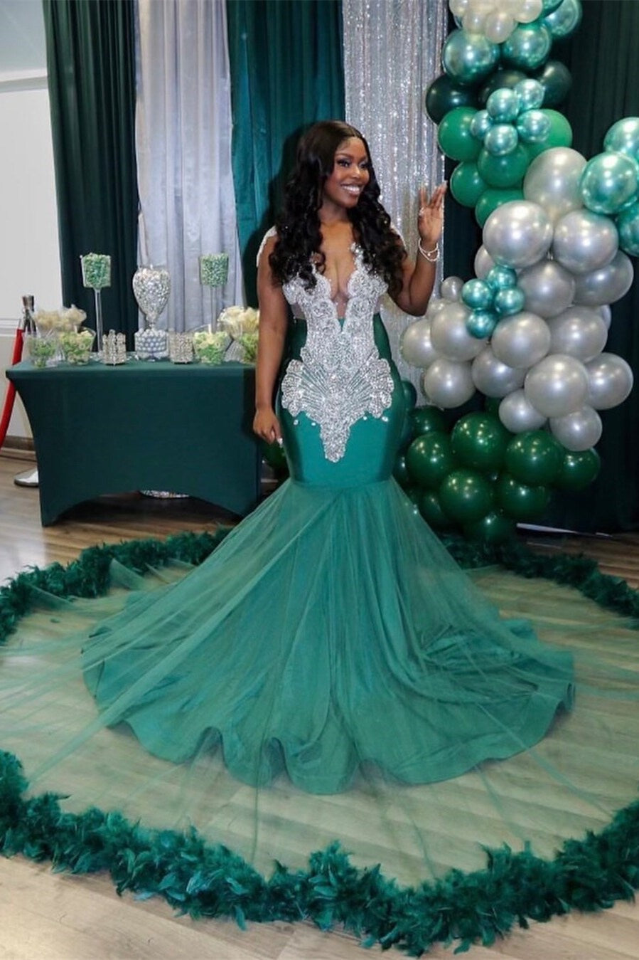 Charming Long Mermaid V neck Sleeveless Tulle Beading Prom Dress