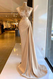 Elegant Sheath Sleeveless Scoop Applique Prom Dresses with Court Train