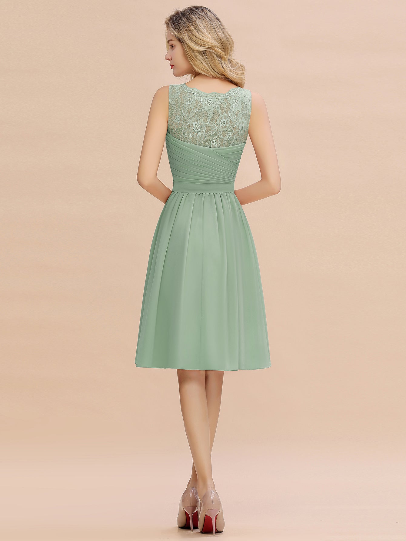 Simple Short A Line V-neck Chiffon Knee Length Bridesmaid Dress