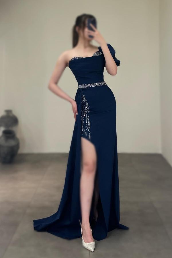 Elegant Sheath Sleeveless One Shoulder Side Split Prom Dresses with Sweep Train