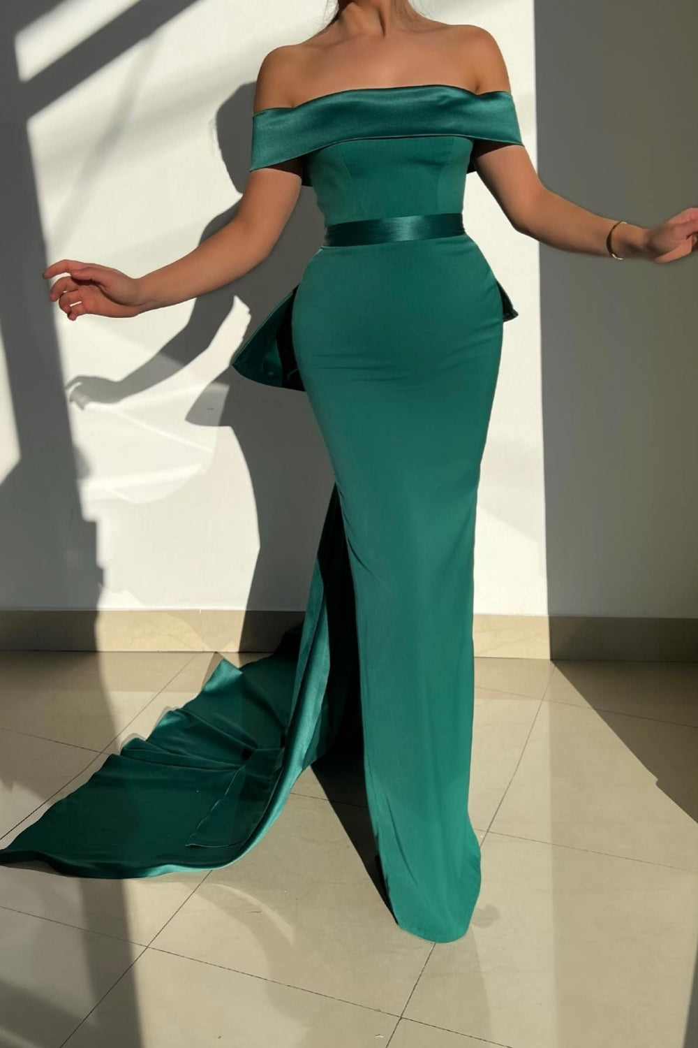 Glamorous Mermaid Off-the-shoulder Satin Bow Long Prom Dress with High Split