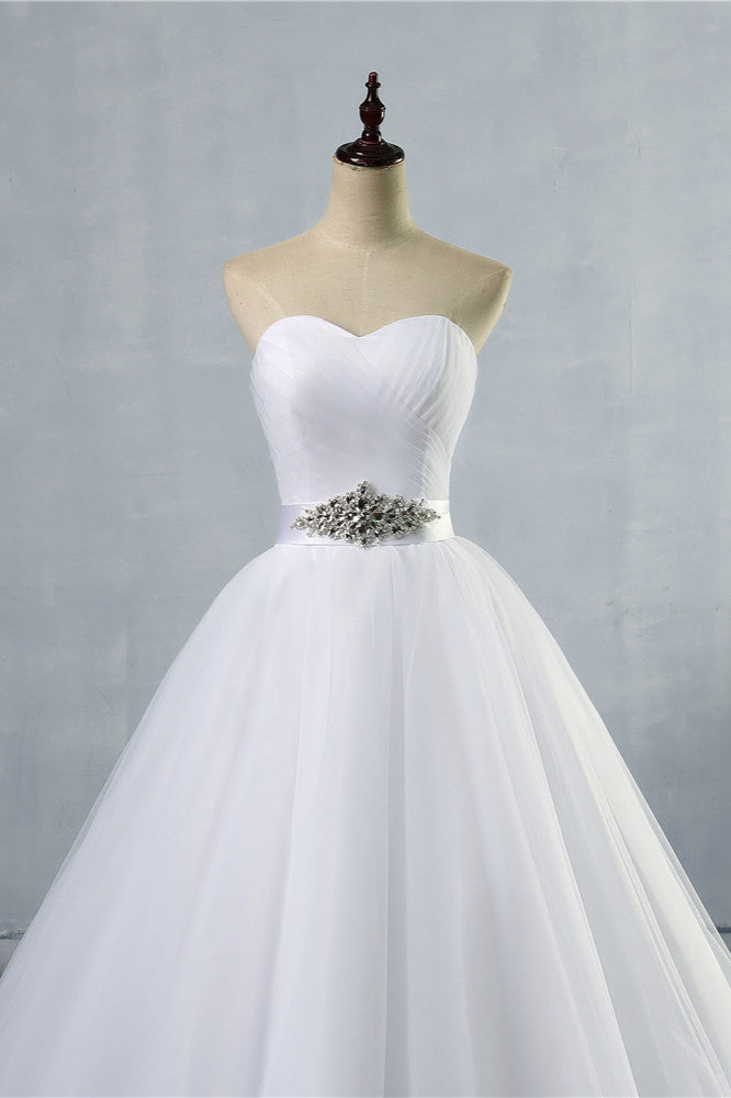 Chic Strapless Sweetheart White Tulle Wedding Dress Sleeveless Beadings Bridal Gowns with Sash-27dress