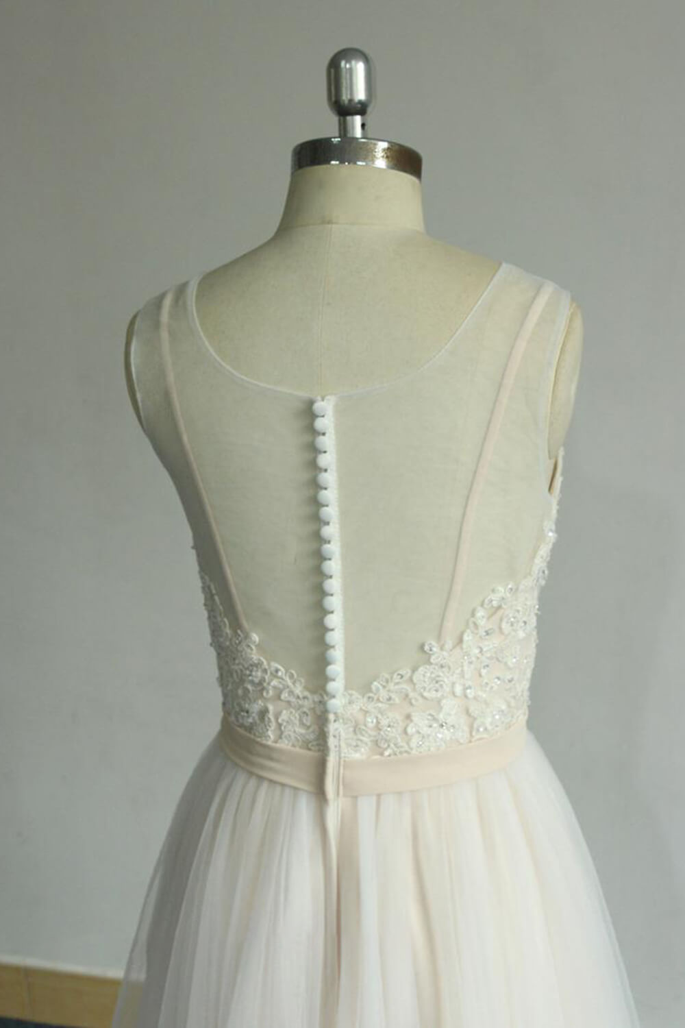 Chic Straps Sleeveless Appliques Wedding Dress A-line Tulle White Bridal Gowns On Sale-27dress