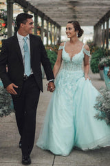 Elegant Cold Sleeve Mint Green Lace Prom Dress