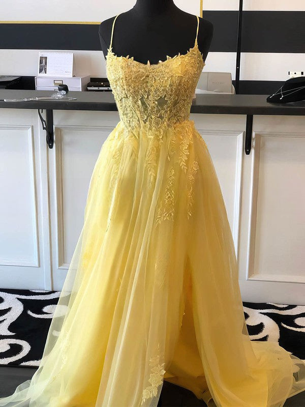 Elegant Lace Prom Dress - Ball Gown/Princess Sweep Train Scoop Neck Tulle Appliques