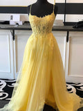 Elegant Lace Prom Dress - Ball Gown/Princess Sweep Train Scoop Neck Tulle Appliques