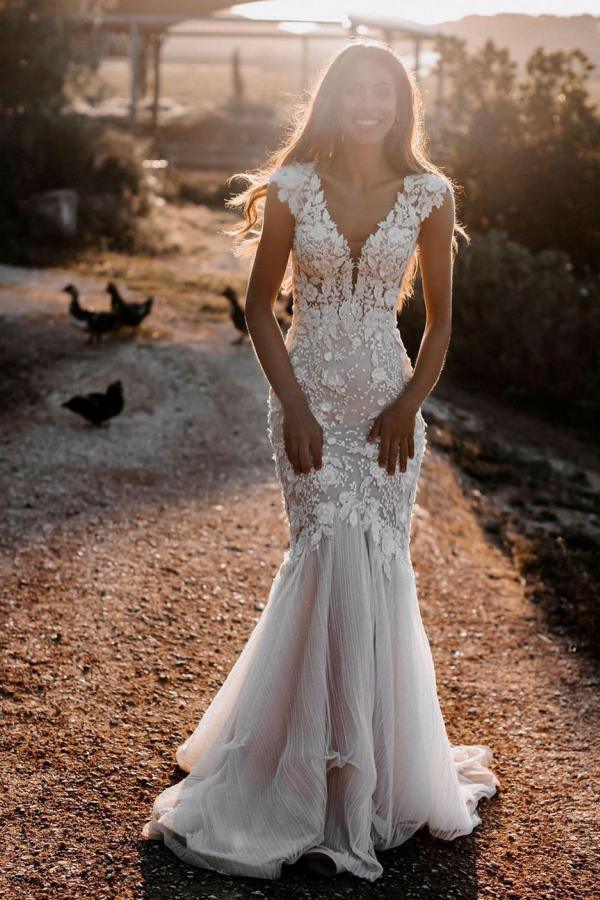 Elegant Long Mermaid Sweetheart Tulle Lace Backless Wedding Dress-27Dress