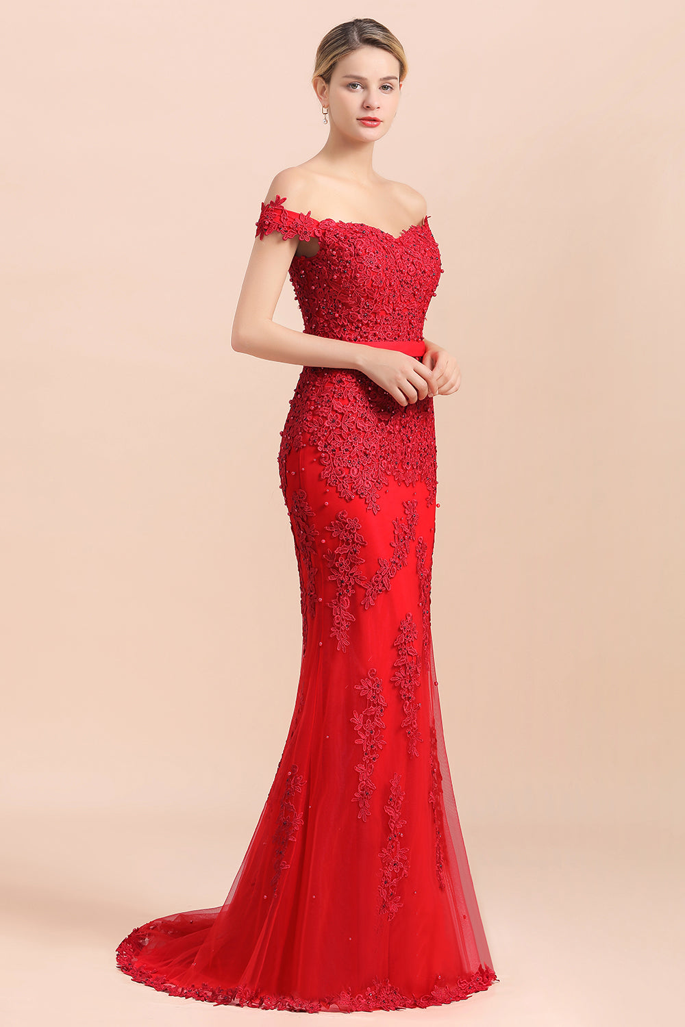 Elegant Mermaid Off the Shoulder Red Lace Appliques Bridesmaid dresses-27dress