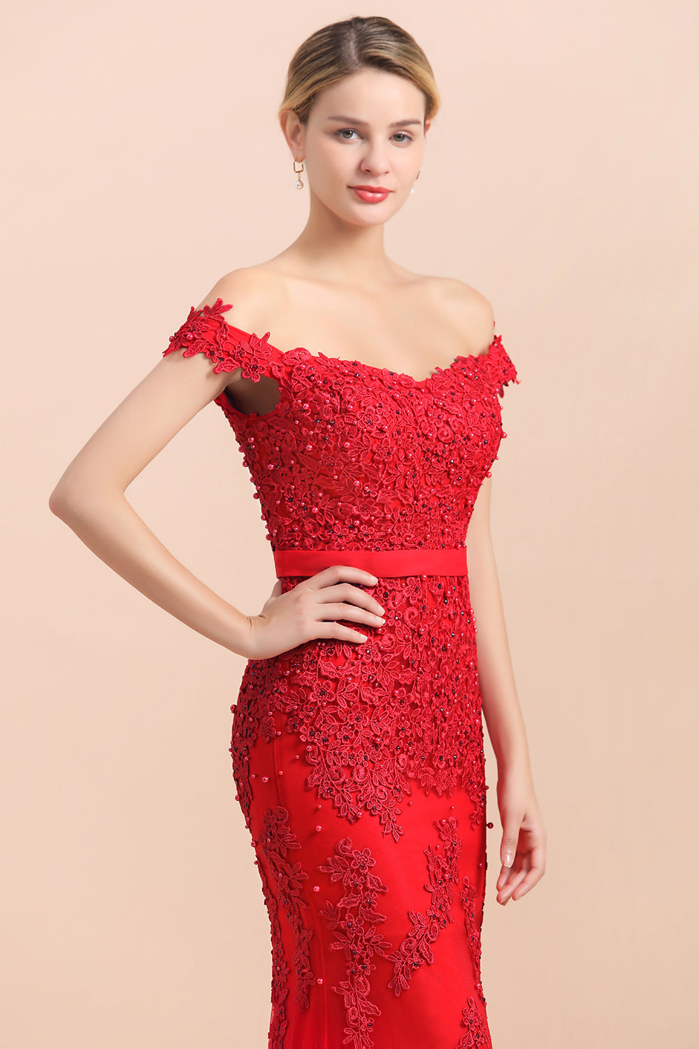 Elegant Mermaid Off the Shoulder Red Lace Appliques Bridesmaid dresses-27dress