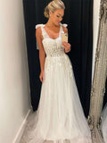 Elegant Sweetheart Tulle Ball Gown Wedding Dress With Bow and Sweep Train