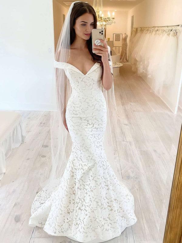 Elegant Trumpet/Mermaid Off-the-shoulder Lace Floor-length Wedding Dress