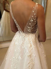 Glamorous Ball Gown V-neck Tulle Sweep Train Wedding Dress with Beading