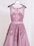 Glamorous Princess Scoop Neck Tulle Prom Dress with Appliques Lace