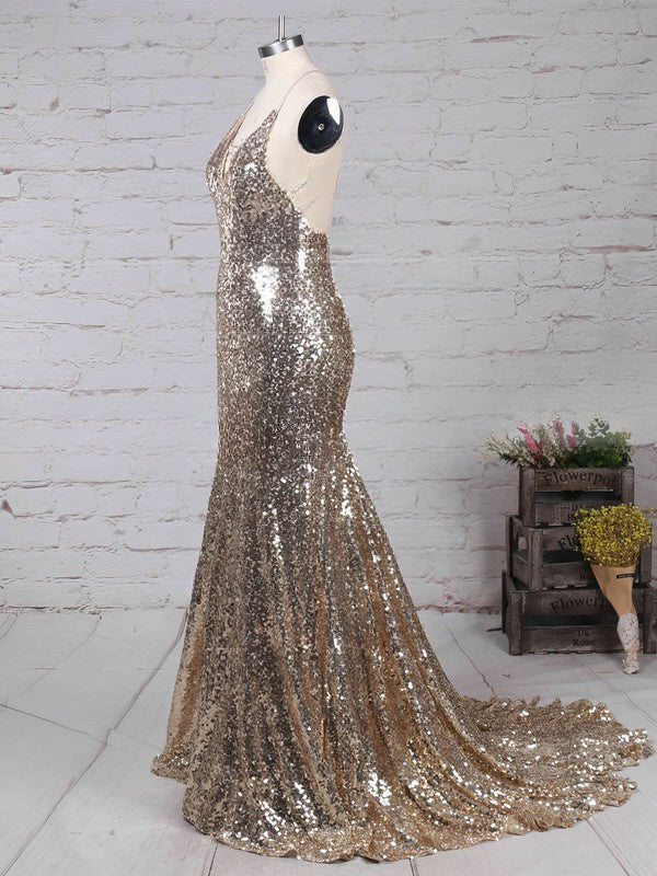 Glamorous V-neck Trumpet/Mermaid Sequined Prom Dress with Sweep Train