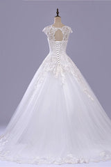 Gorgeous V-neck A-line Tulle Wedding Dresses Appliques White Shortsleeves Bridal Gowns On Sale-27dress