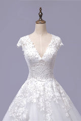 Gorgeous V-neck A-line Tulle Wedding Dresses Appliques White Shortsleeves Bridal Gowns On Sale-27dress