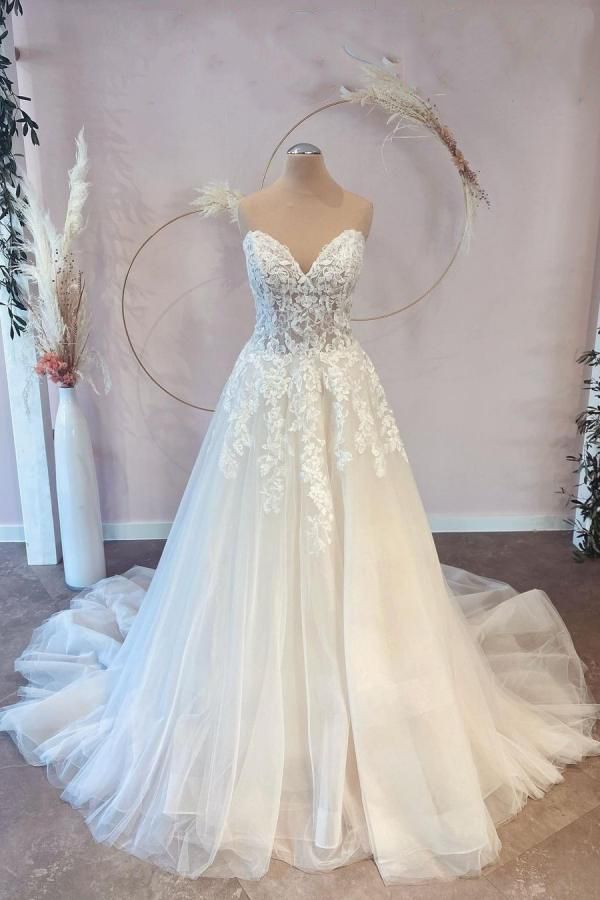 Long A-line Sweetheart Tulle Wedding Dress with Lace-27Dress