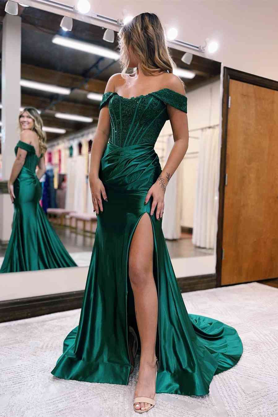 Mermaid Off-the-Shoulder Lace Appliques Top Prom Gown