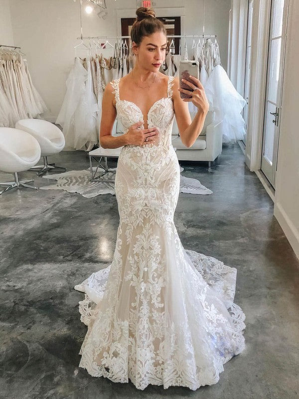 Mermaid V-neck Tulle Wedding Dress With Appliques Lace for a Special D ...