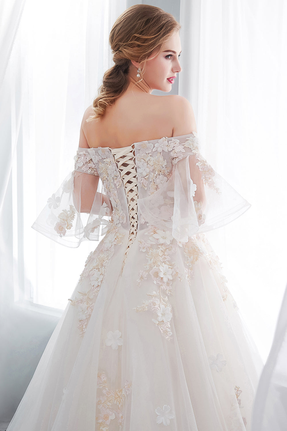 Off-the-shoulder Appliques Ball Gown Wedding Dress Online-27dress