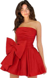 Chic Short A-line Sleeveless Strapless Ruched Lace Up Homecoming Dresses with Bow