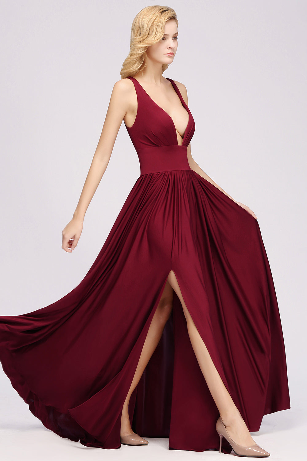 Sexy Deep V-Neck Sleeveless Bridesmaid Dress Burgundy Chiffon Wedding Party Dress-27dress