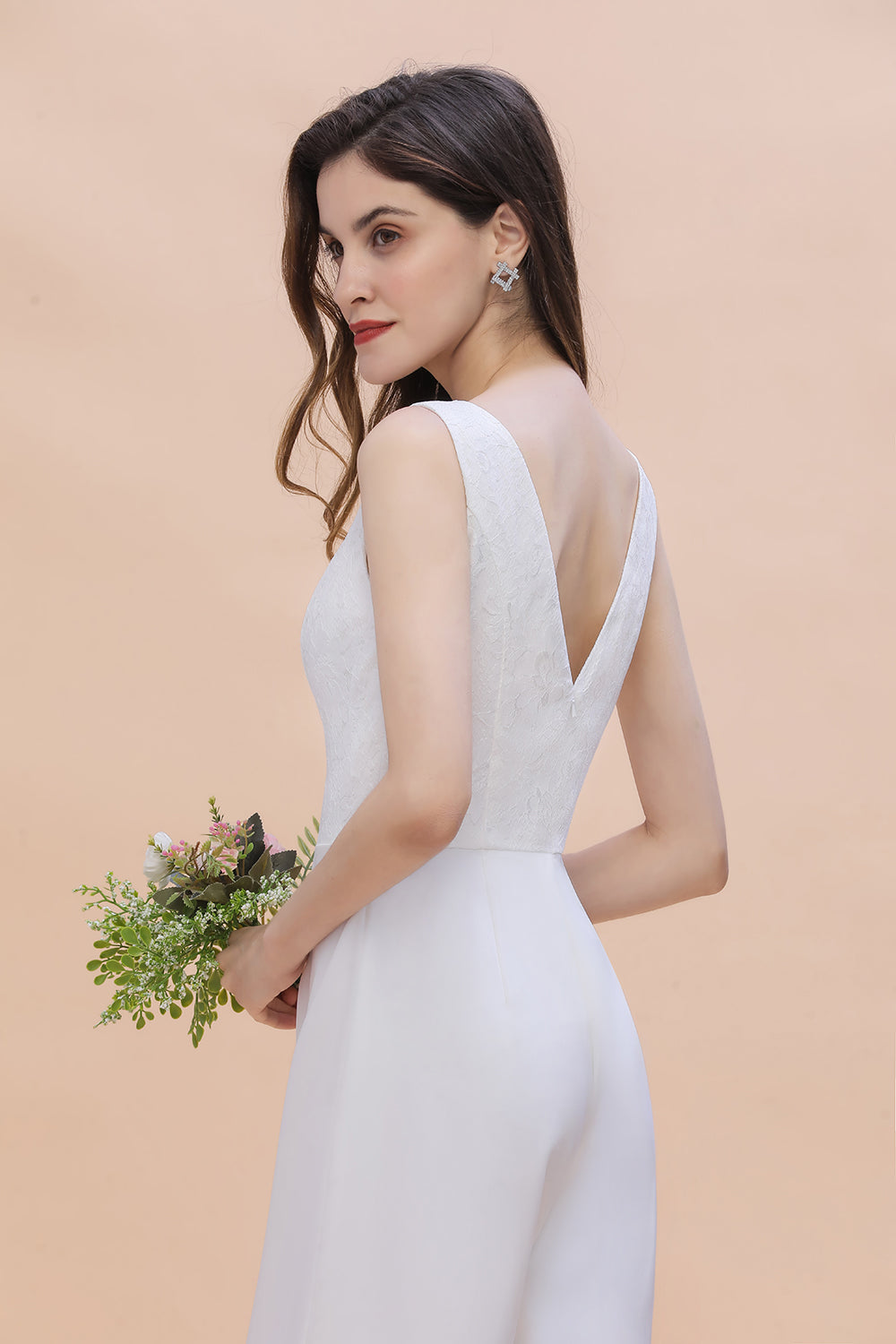 Stylish V-neck Sleeveless White Lace Bridesmaid Jumpsuit Online-27dress