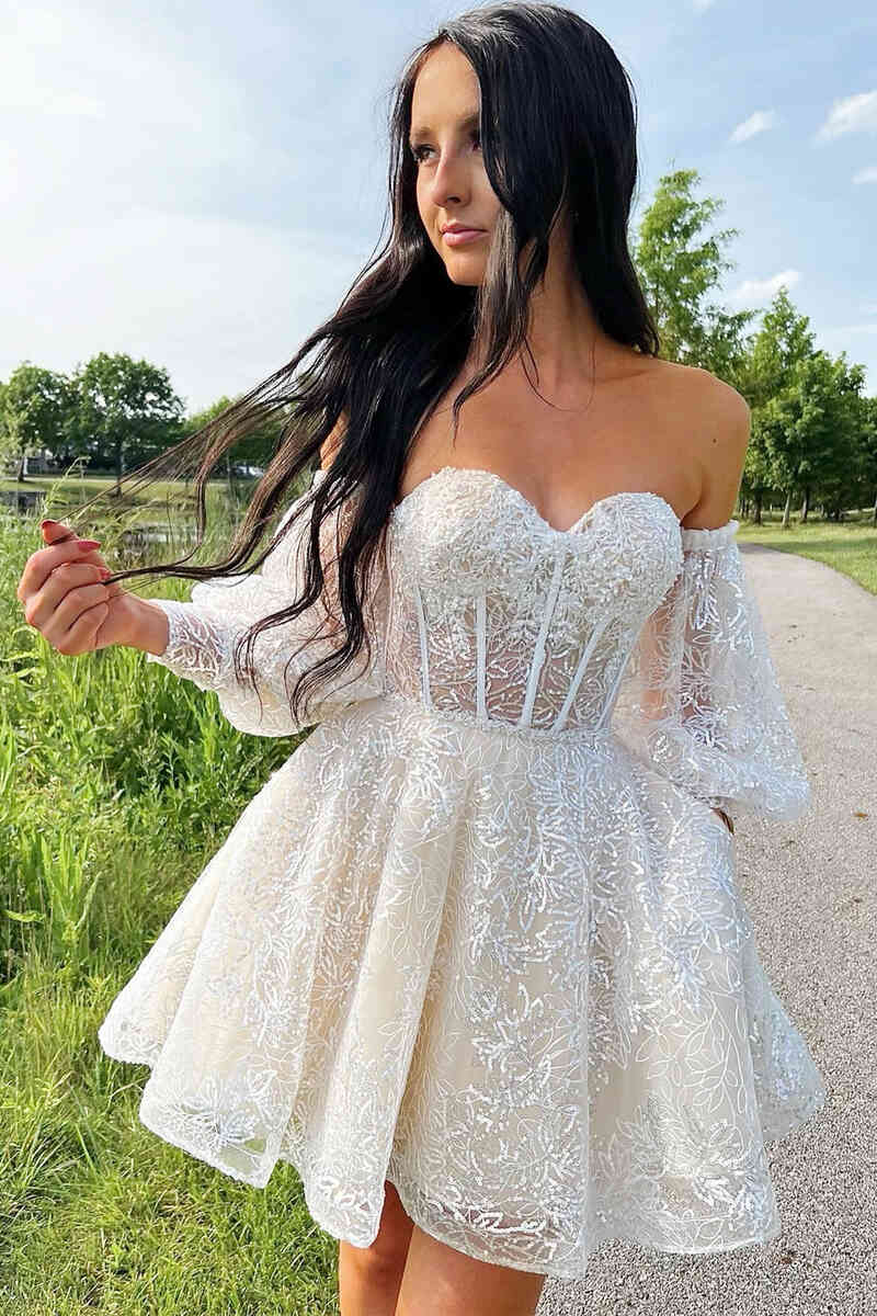 Sweetheart Light Blue Bustier Lace Short Homecoming Dress