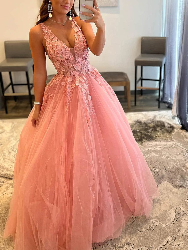 V-neck Tulle Appliques Lace Prom Dresses with Princess Sweep Train